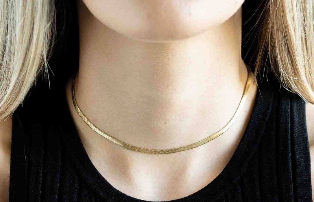 Oliver Cabell Herringbone Choker Dame Gull | NO048-35